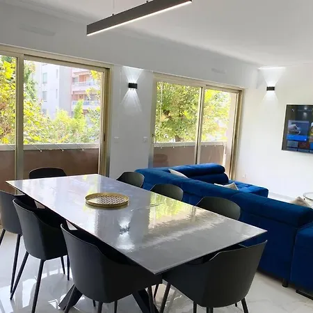 Exceptionnel T4 Hyper Centre Juan Les Pins 90m2 아파트